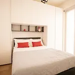Suite Citylife Duomo - Milan - 13 Minutes From The Duomo